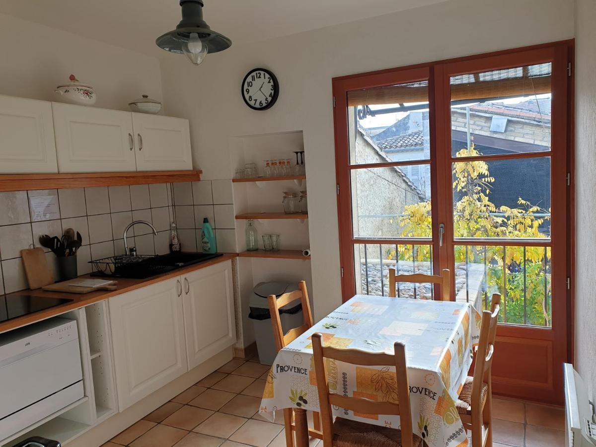 Appartement Le logis de la tour à Avignon Extérieur photo