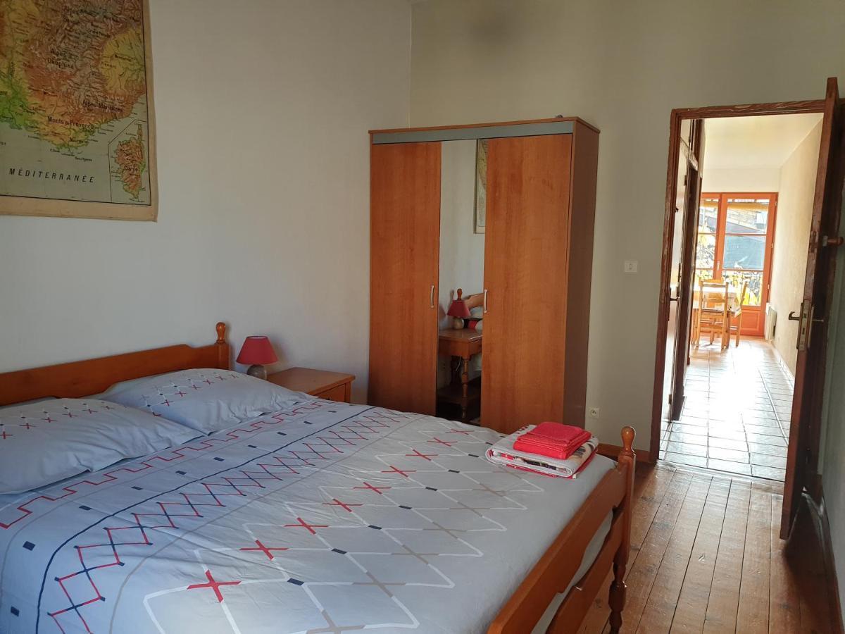 Appartement Le logis de la tour à Avignon Extérieur photo