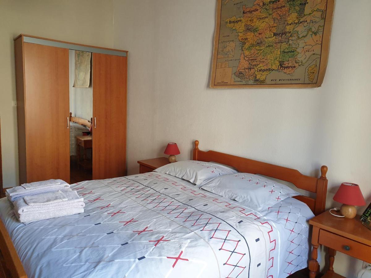 Appartement Le logis de la tour à Avignon Extérieur photo