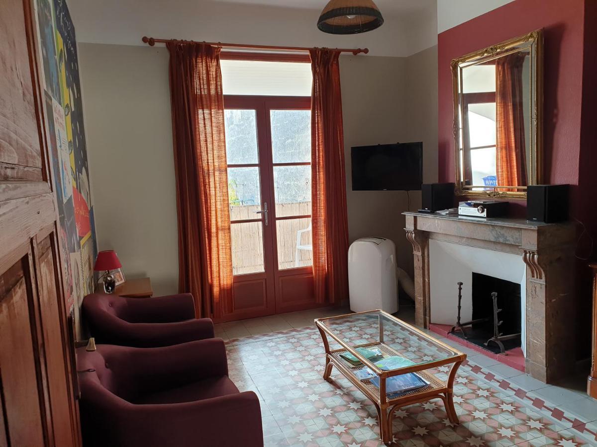 Appartement Le logis de la tour à Avignon Extérieur photo