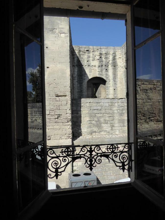 Appartement Le logis de la tour à Avignon Extérieur photo